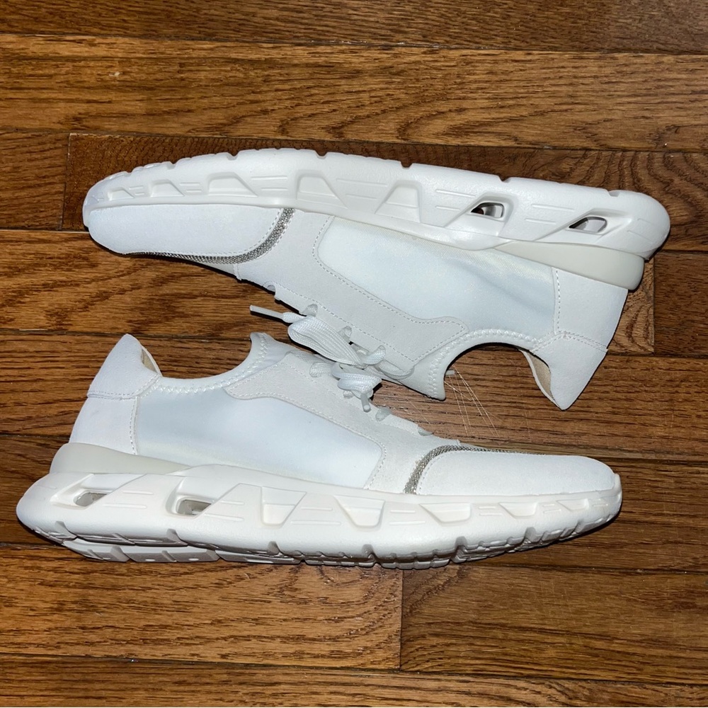 Vaneli Alyce Lace Up Athleisure Sneaker Ice White Suede & Mesh Women’s Size 8 - Picture 4 of 10
